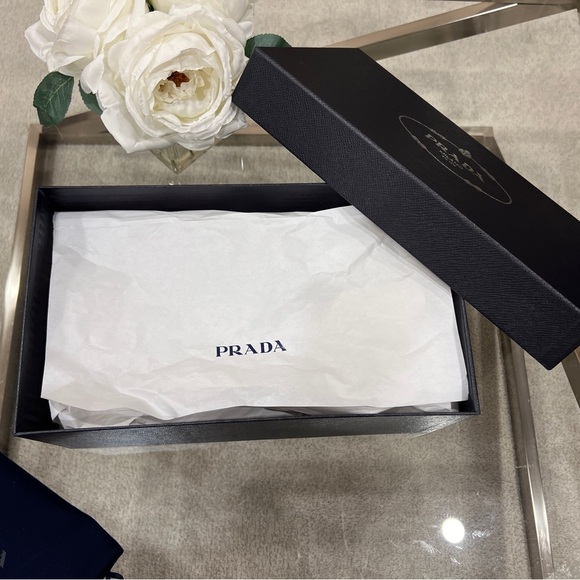 Prada Shoe Box with Dust Bag - Picture 6 of 11